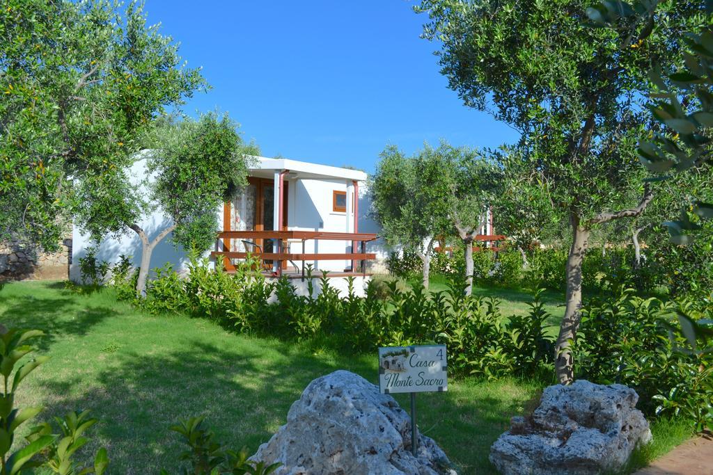 Agriturismo Antichi Ulivi Mattinata Buitenkant foto